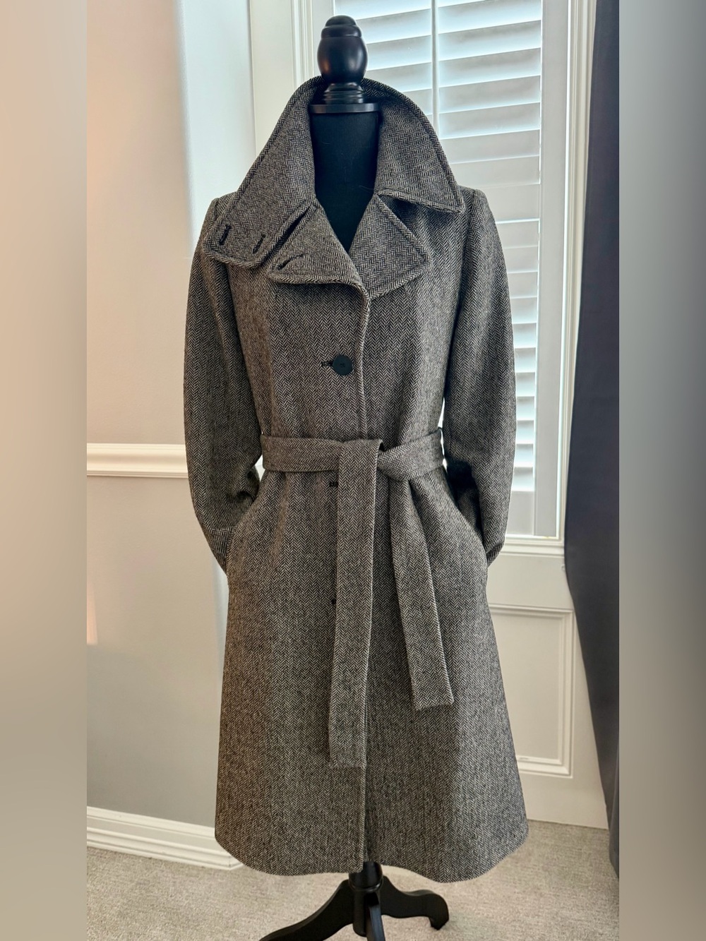 Dkny Herringbone wool Belted Trench Coat vintage 90’s long